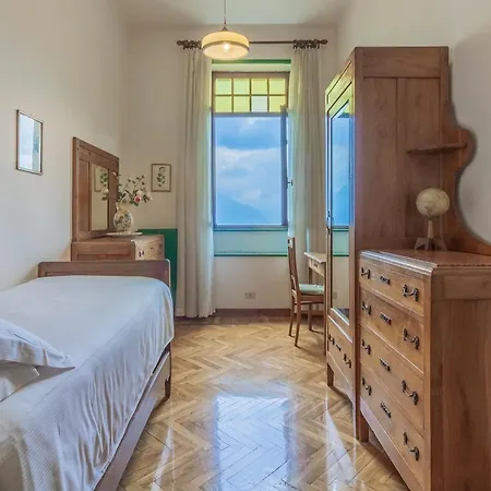 Montanina Family * Civenna